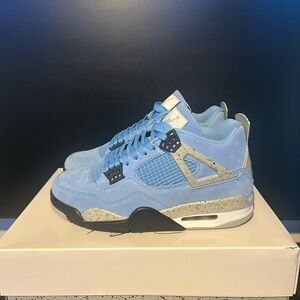 Jordan 4 UNC Blue